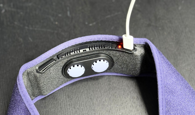 How do I know if my band is charging?